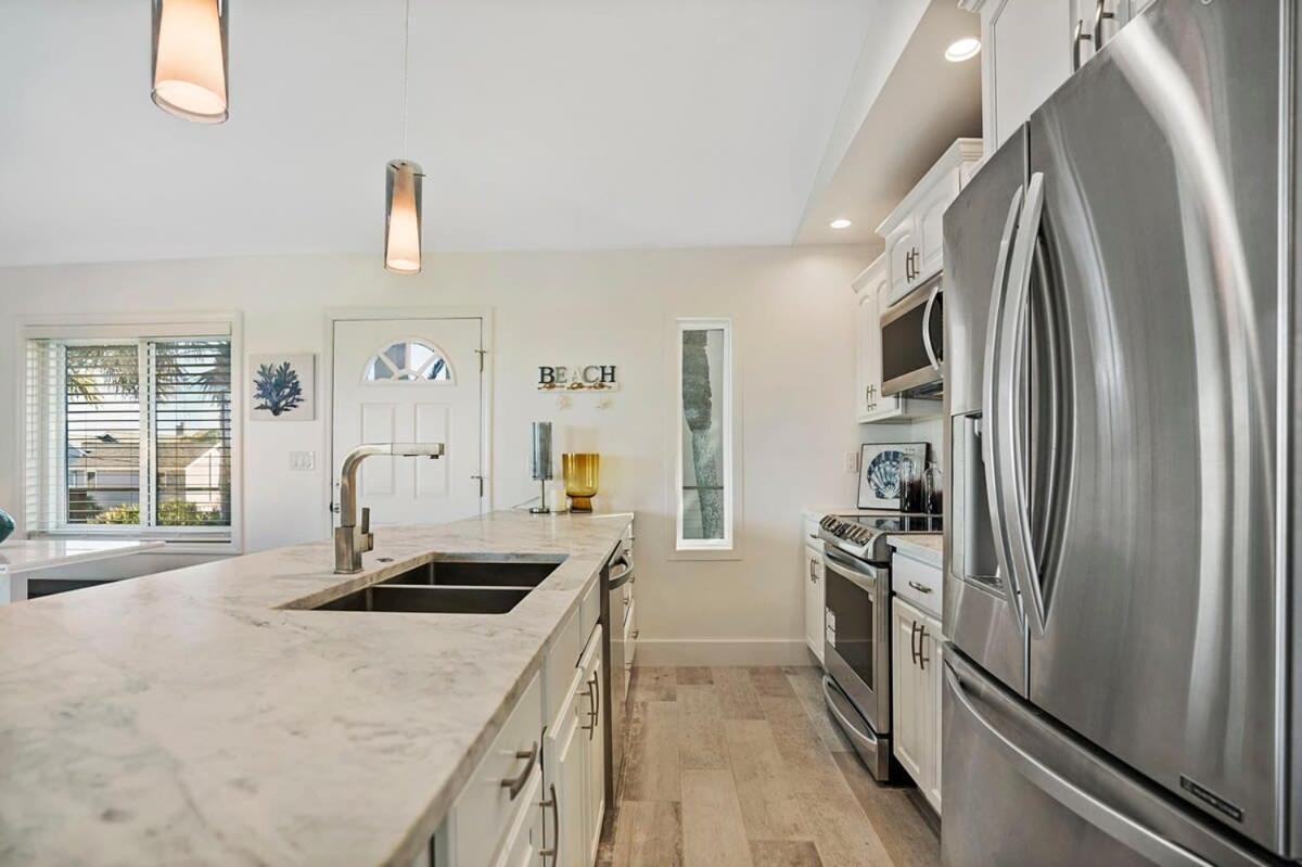 Ocean Views Retreat! Renovated Apt With Beach Bikes! セント・オーガスティン エクステリア 写真